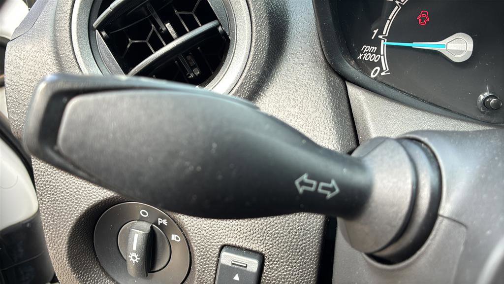Used 2016 Ford Fiesta S FWD image 25