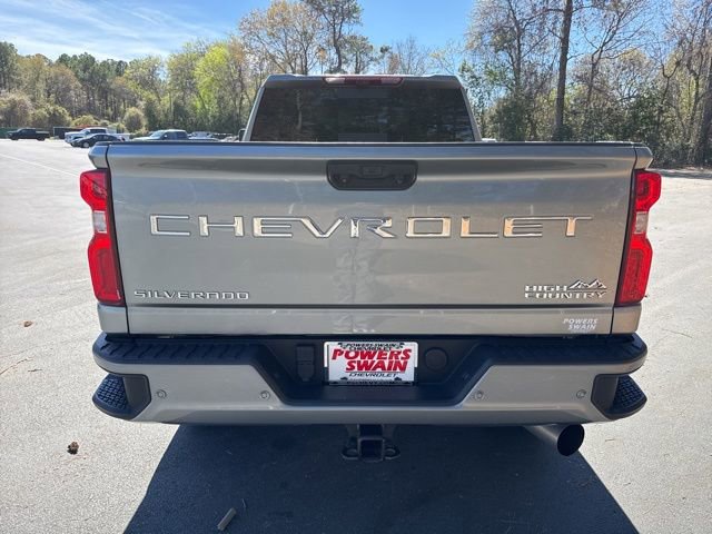 Used 2024 Chevrolet Silverado 2500 High Country w/ Technology Package image 4