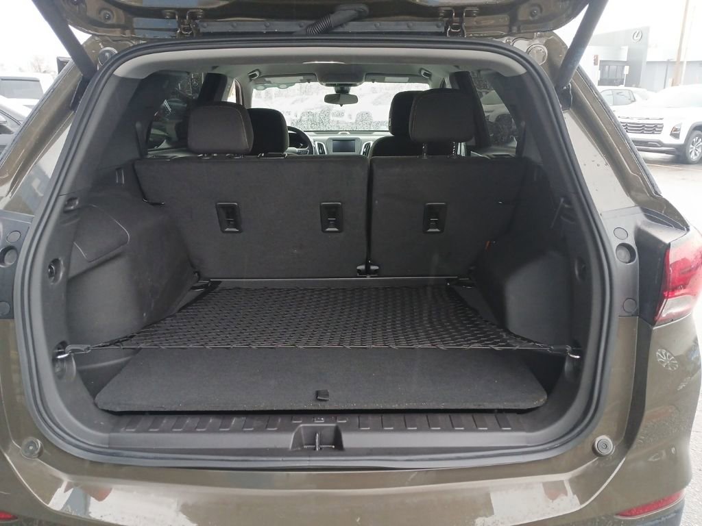 Used 2024 Chevrolet Equinox LT image 28