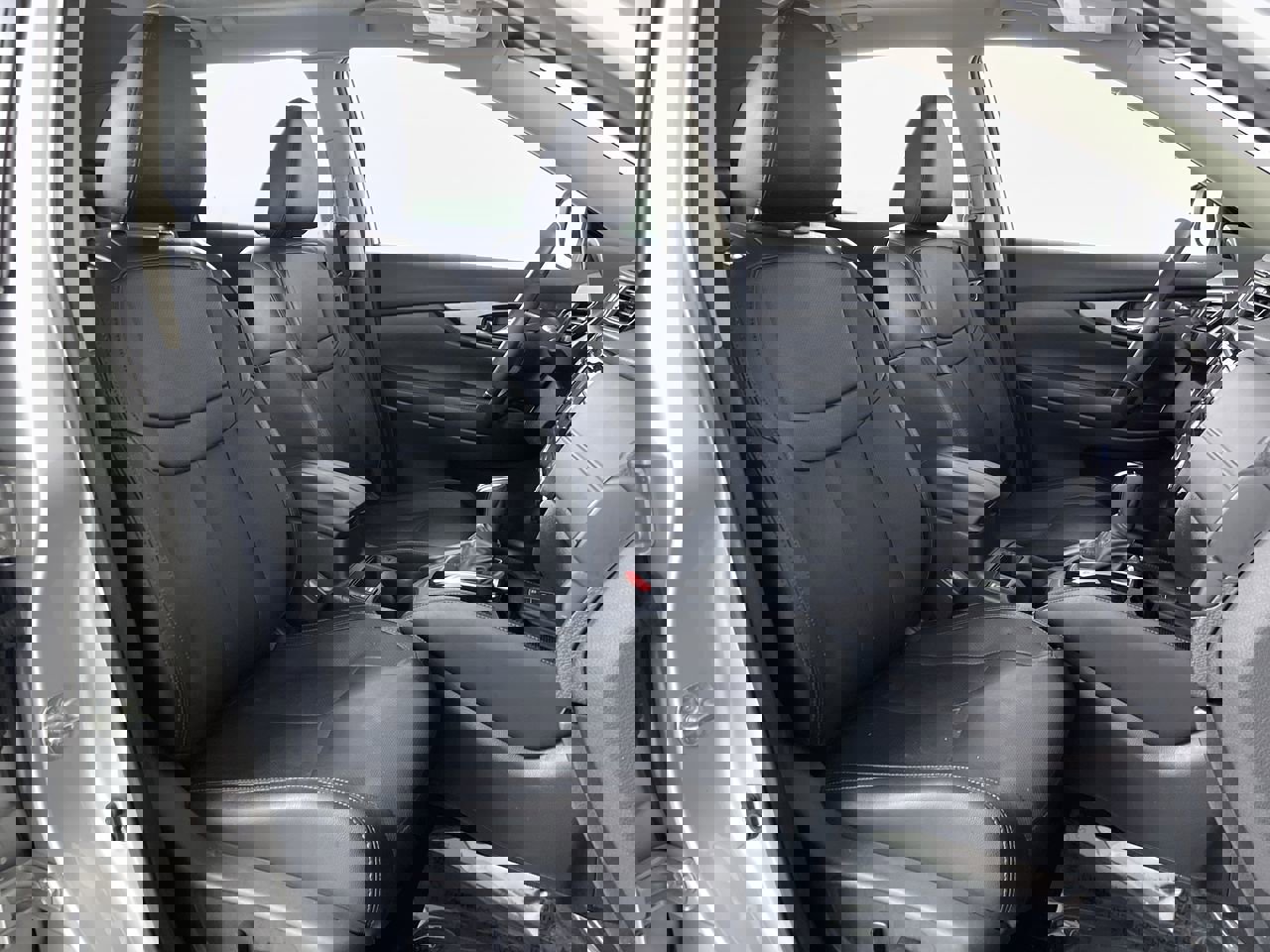 Used 2019 Nissan Rogue SL w/ Premium Package image 27