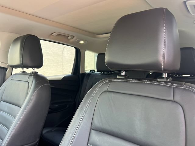 Used 2017 Ford Escape SE w/ SE Leather Comfort Package FWD image 12