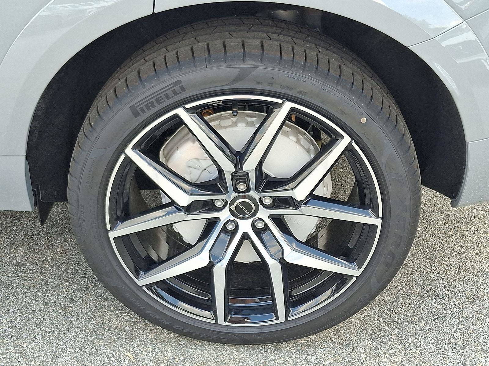 New 2026 Volvo XC60 T8 Polestar AWD/4WD image 5