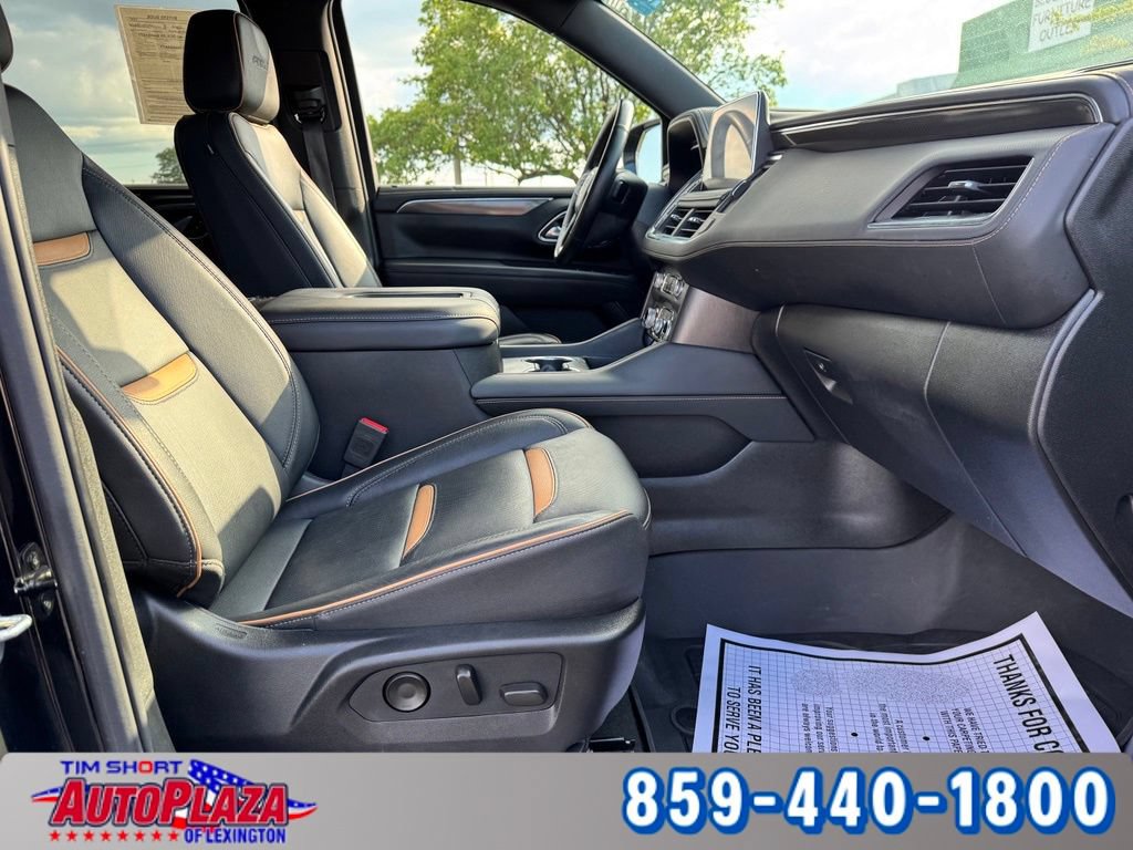 Used 2024 GMC Yukon XL AT4 w/ AT4 Premium Plus Package AWD/4WD image 55