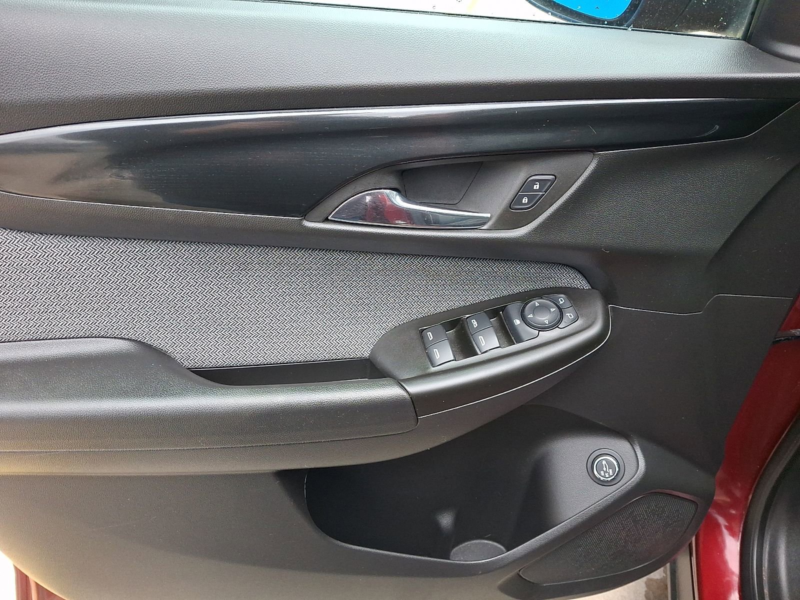 Used 2024 Chevrolet TrailBlazer LT w/ Convenience Package AWD/4WD image 12