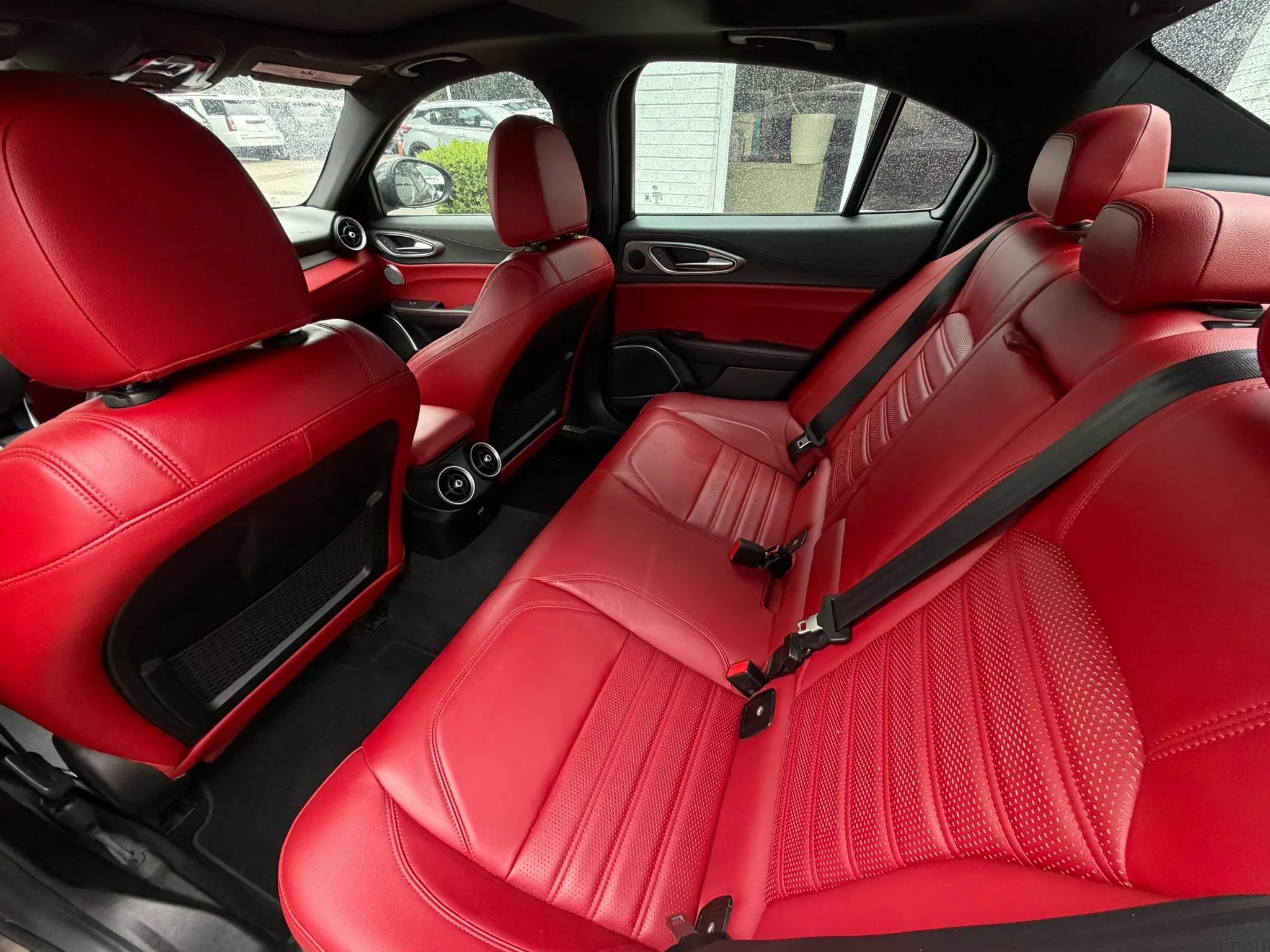 Used 2020 Alfa Romeo Giulia Ti Sport RWD image 16