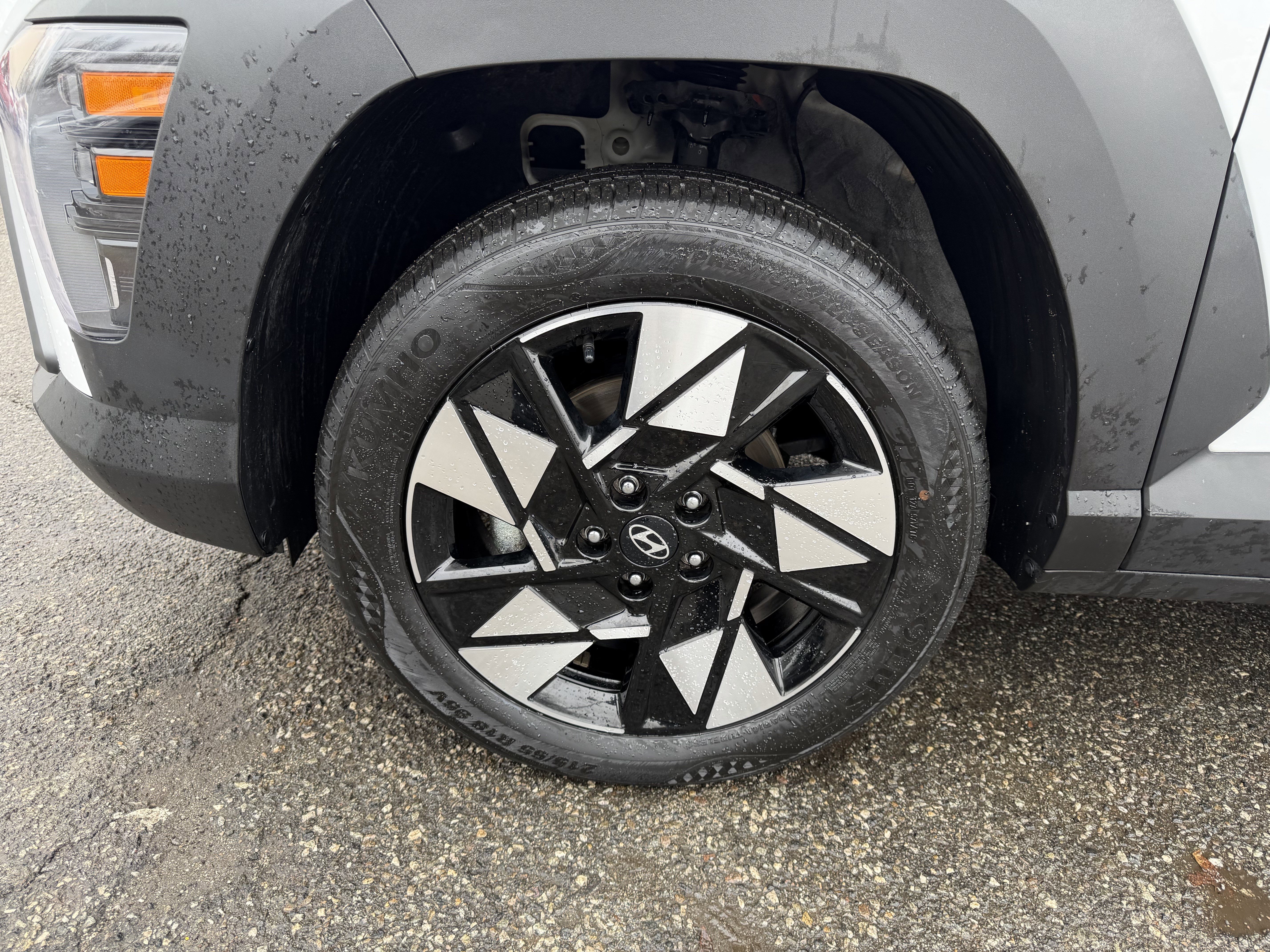 Used 2024 Hyundai Kona SEL image 8