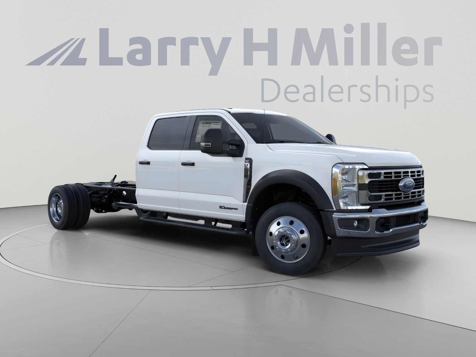 New 2026 Ford F550 4x4 Crew Cab w/ XLT Value Package image 7