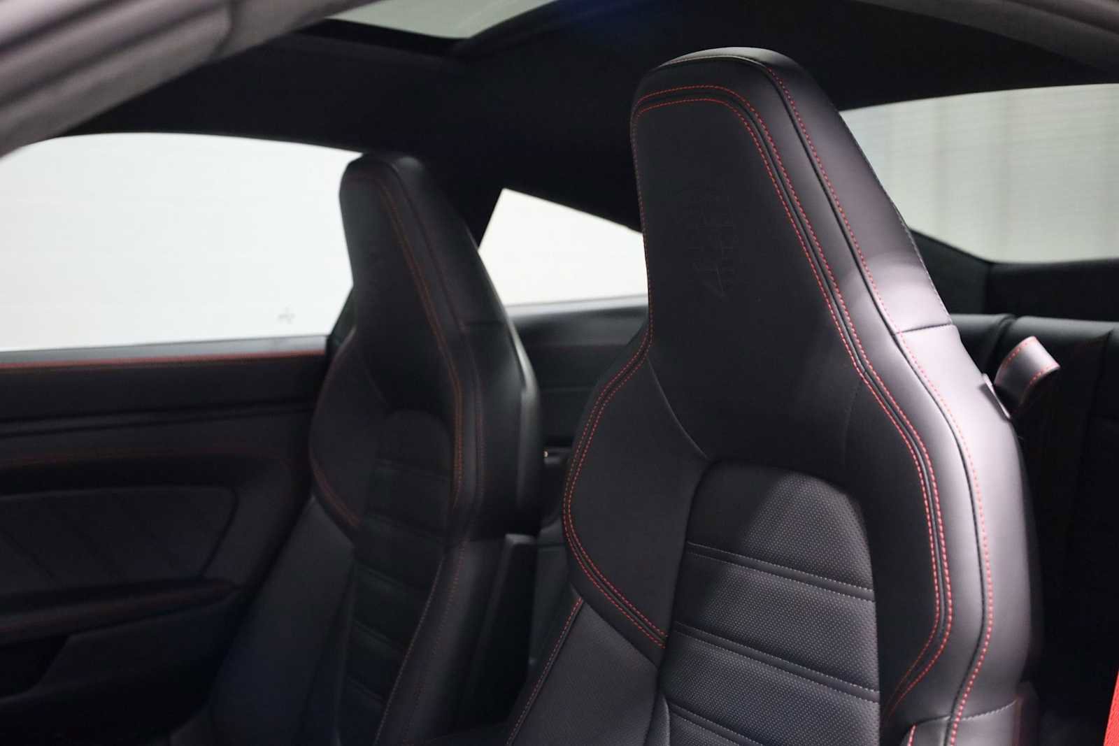 Used 2025 Porsche 911 Carrera 4 GTS AWD/4WD image 19