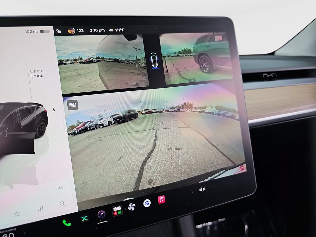 Used 2023 Tesla Model Y Performance AWD/4WD image 14
