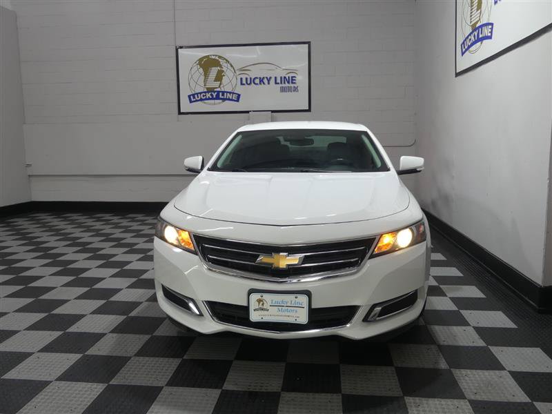 Used 2015 Chevrolet Impala LT w/ Convenience Package FWD image 2