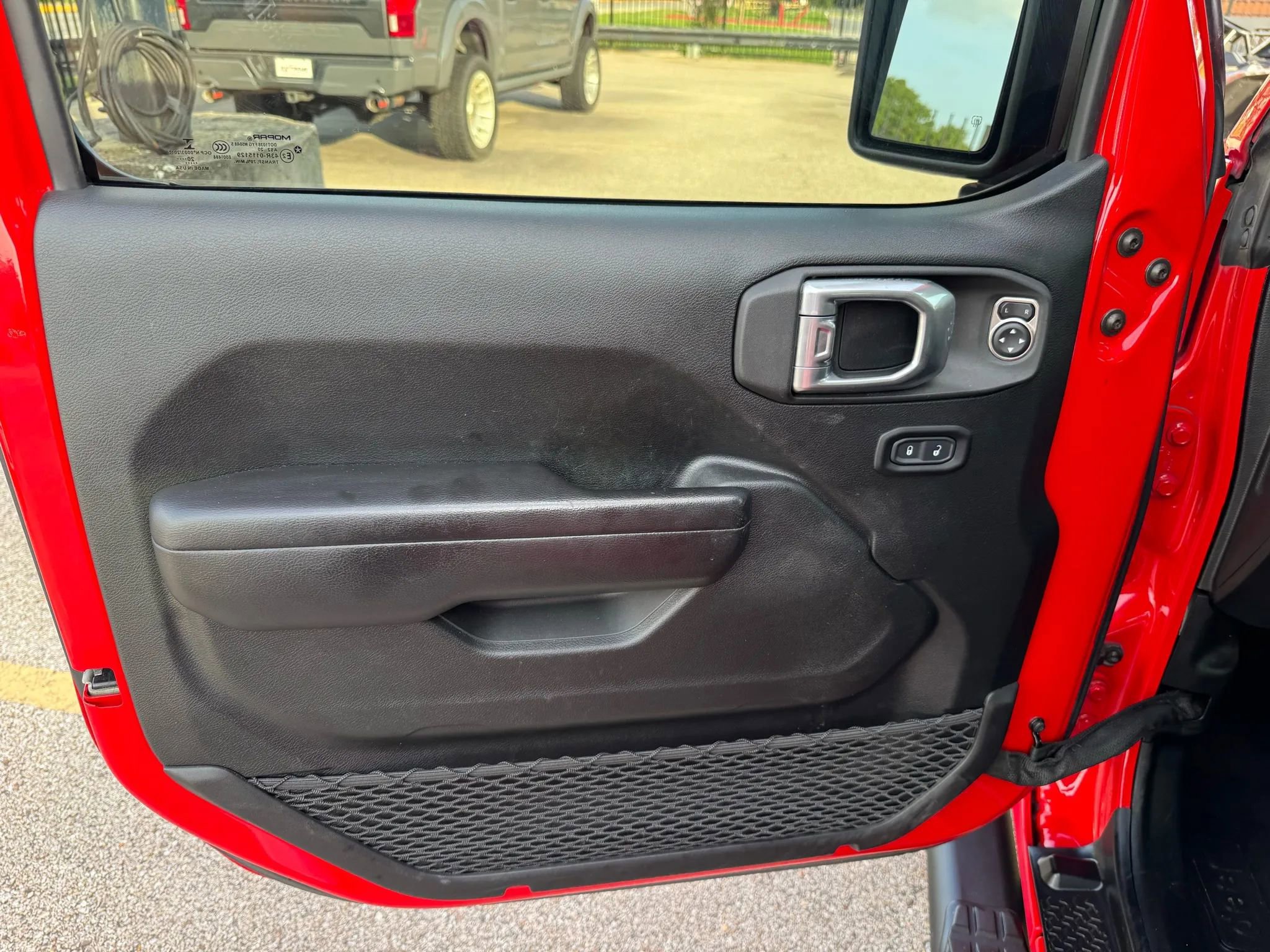 Used 2021 Jeep Gladiator Sport image 21