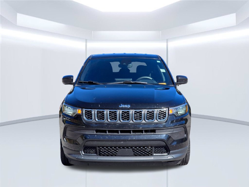 Used 2024 Jeep Compass Sport AWD/4WD image 10
