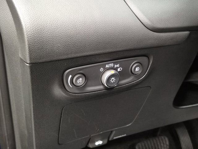 Used 2023 Buick Encore GX Select w/ Safety Package II image 21