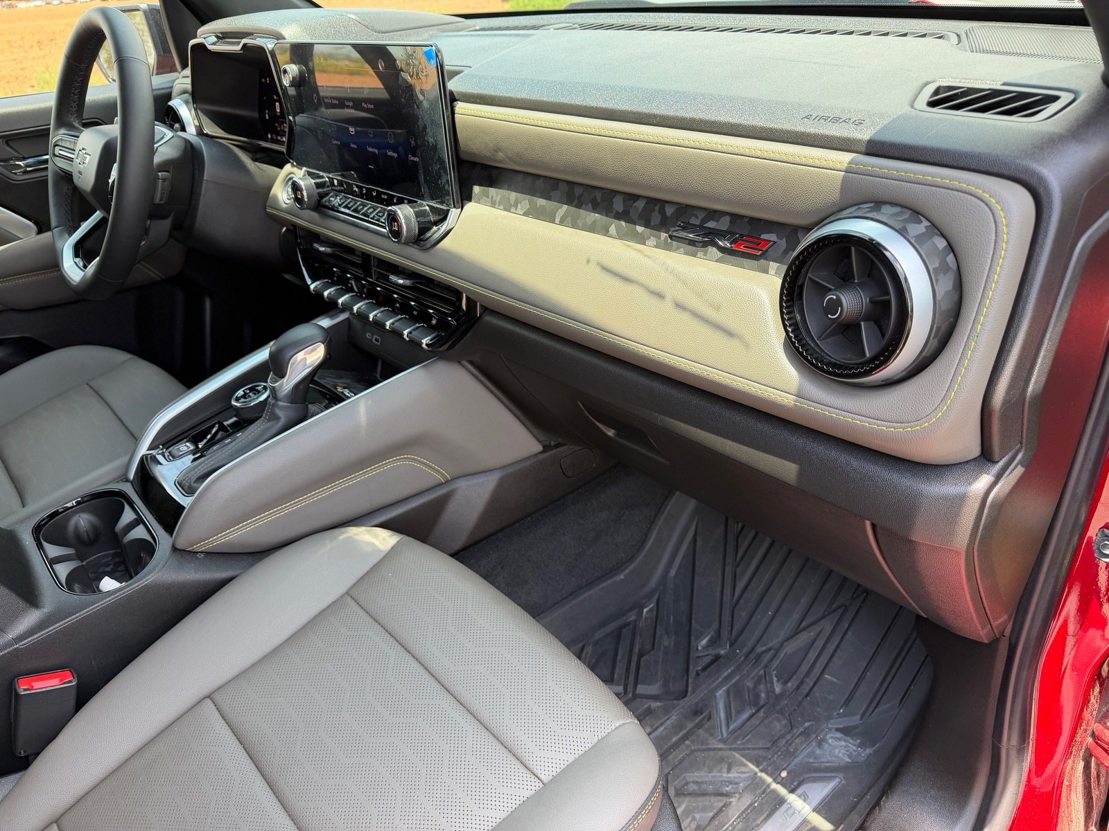 Used 2024 Chevrolet Colorado ZR2 w/ ZR2 Convenience Package III AWD/4WD image 11