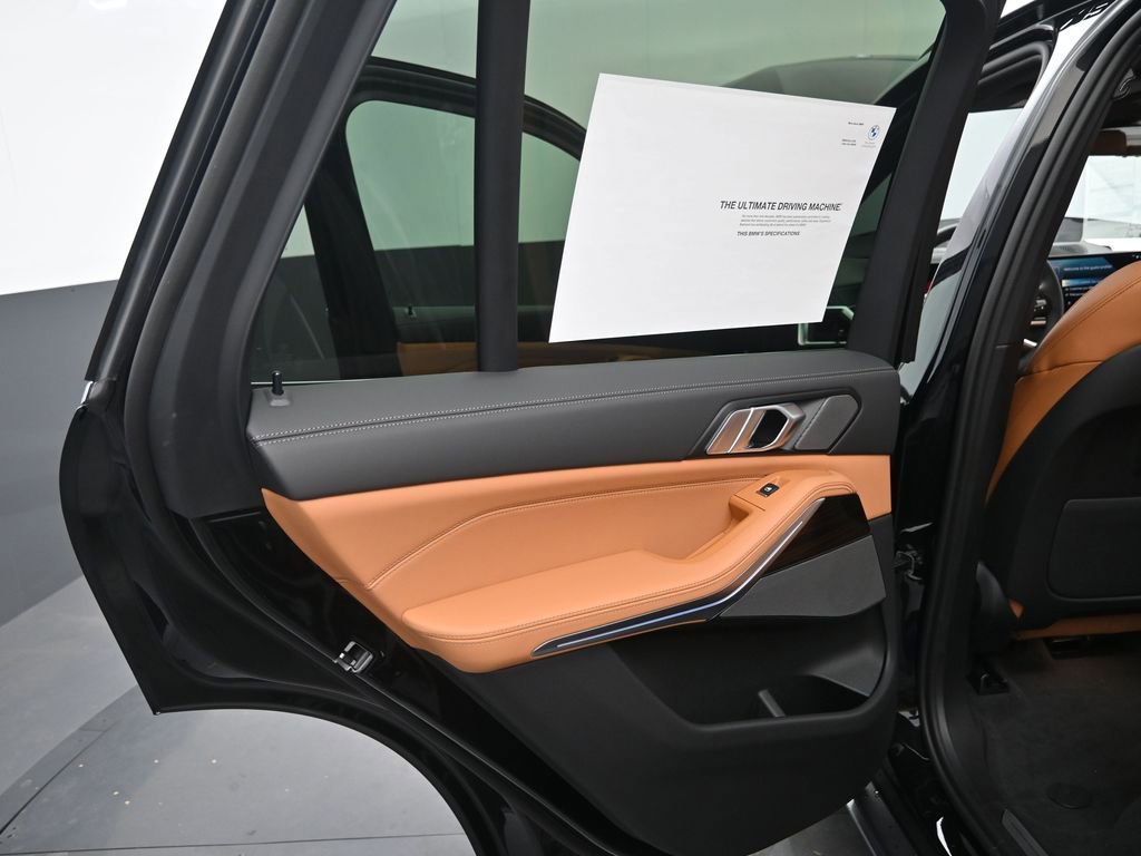 New 2026 BMW X5 xDrive50e w/ Premium Package AWD/4WD image 28