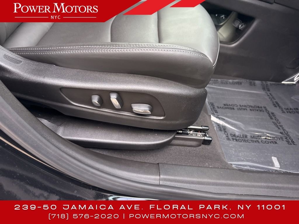 Used 2024 Cadillac XT6 Premium Luxury w/ LPO, Floor Liner Package image 17