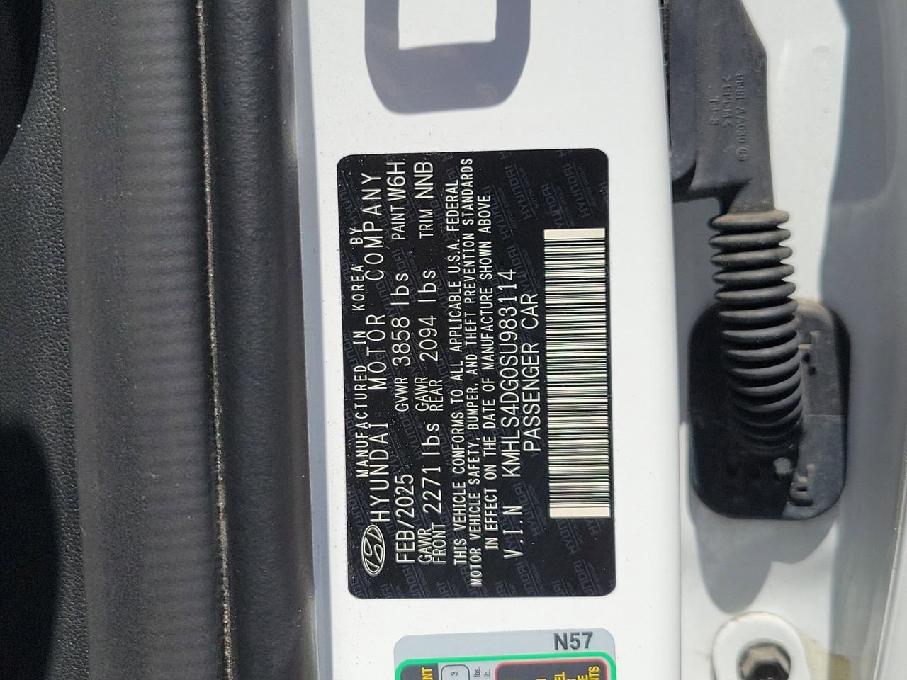 Used 2025 Hyundai Elantra SEL FWD image 31