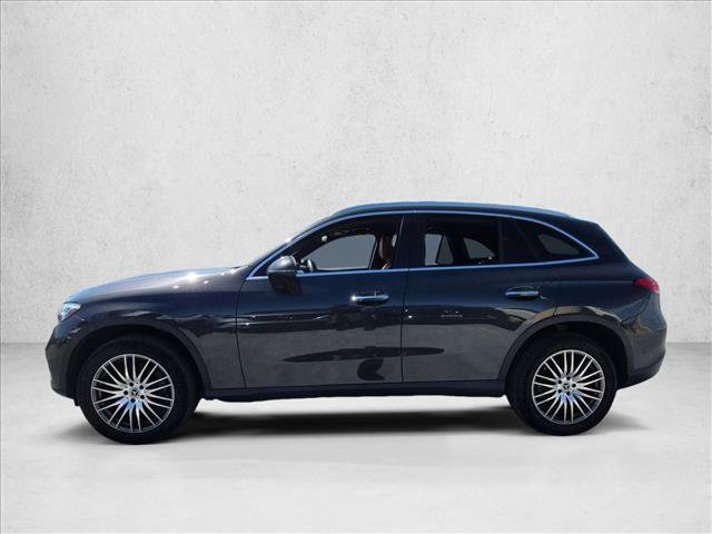 Used 2024 Mercedes-Benz GLC 300 4MATIC image 8