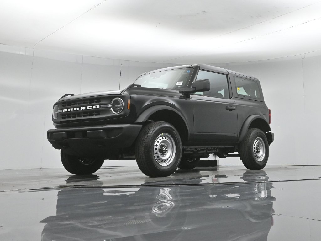 New 2026 Ford Bronco 2-Door AWD/4WD image 41