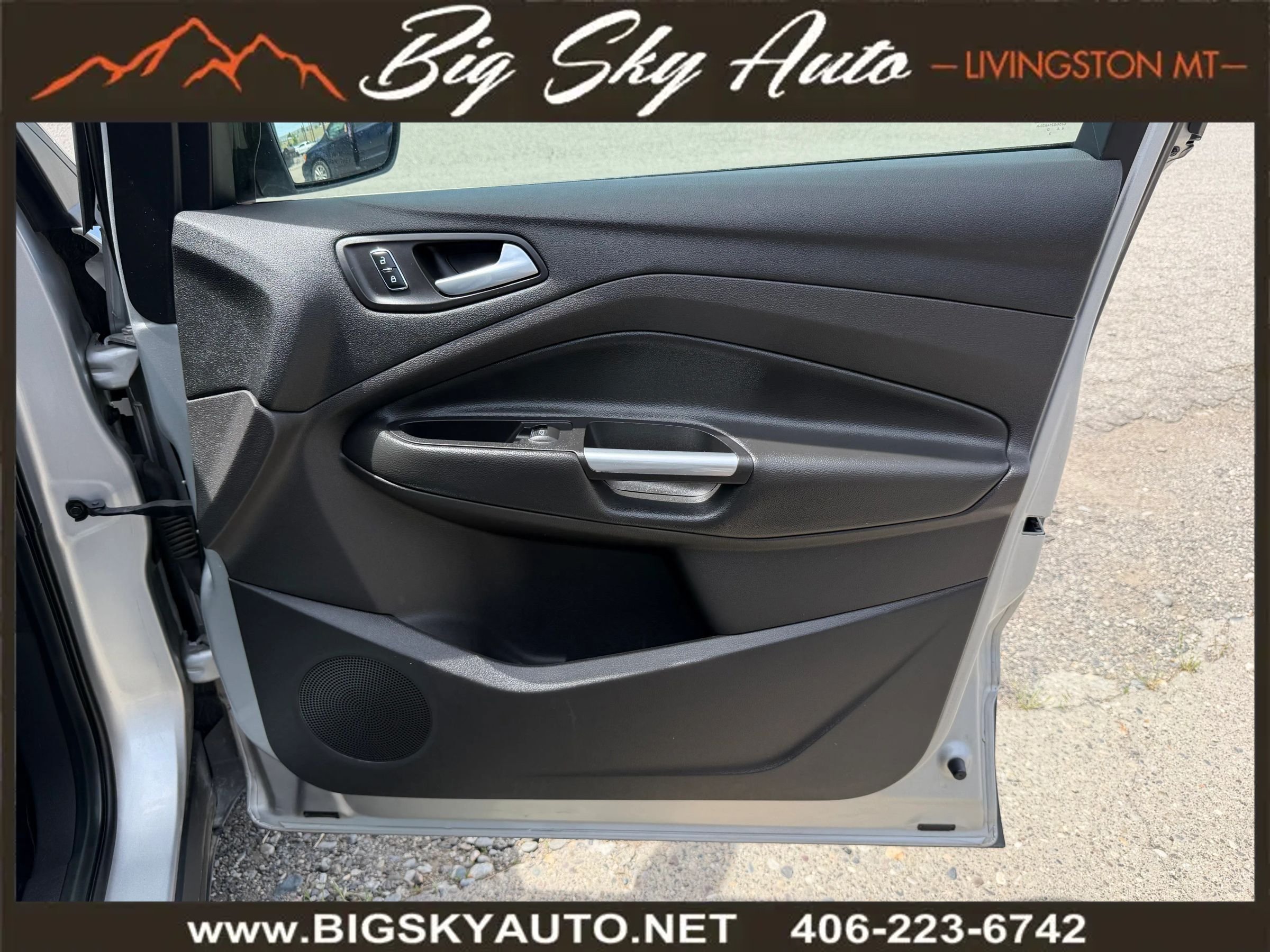 Used 2015 Ford Escape Titanium AWD/4WD image 18