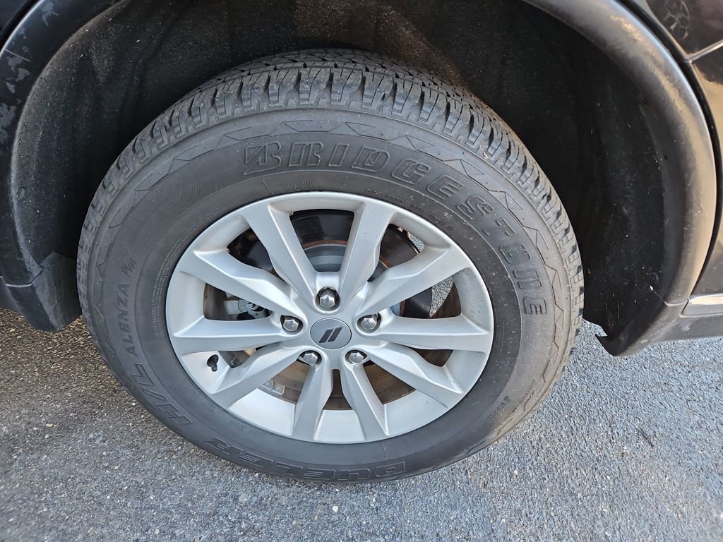 Used 2019 Dodge Durango SXT image 31