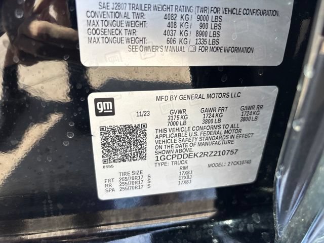 Used 2024 Chevrolet Silverado 1500 LT w/ Protection Package AWD/4WD image 18