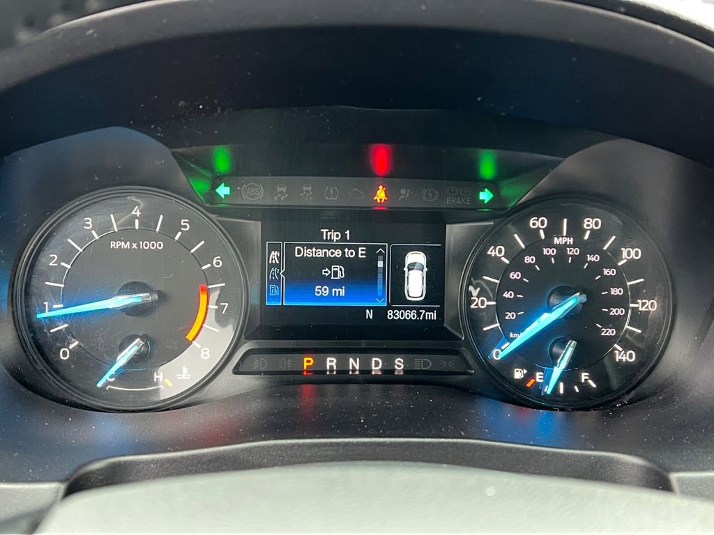 Used 2018 Ford Explorer XLT image 25