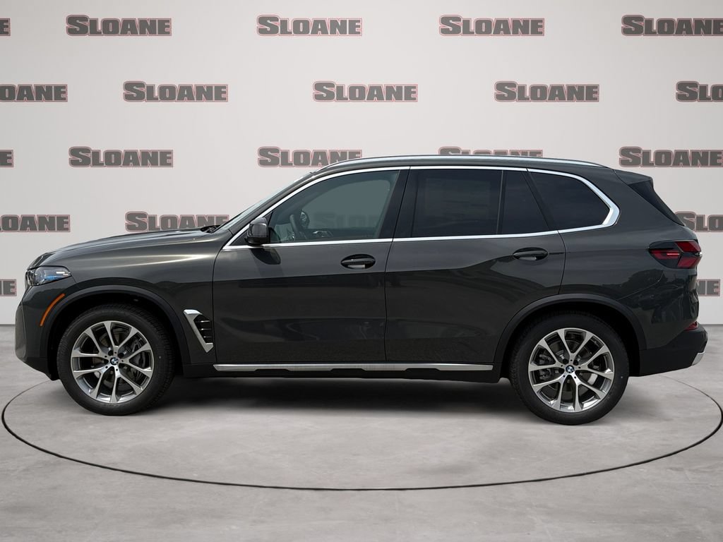 New 2026 BMW X5 xDrive40i w/ Off-Road Package AWD/4WD image 2