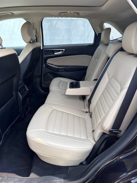 Used 2019 Ford Edge SEL w/ Equipment Group 201A AWD/4WD image 12