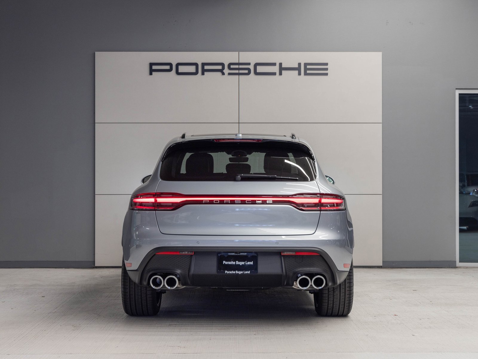New 2026 Porsche Macan image 6