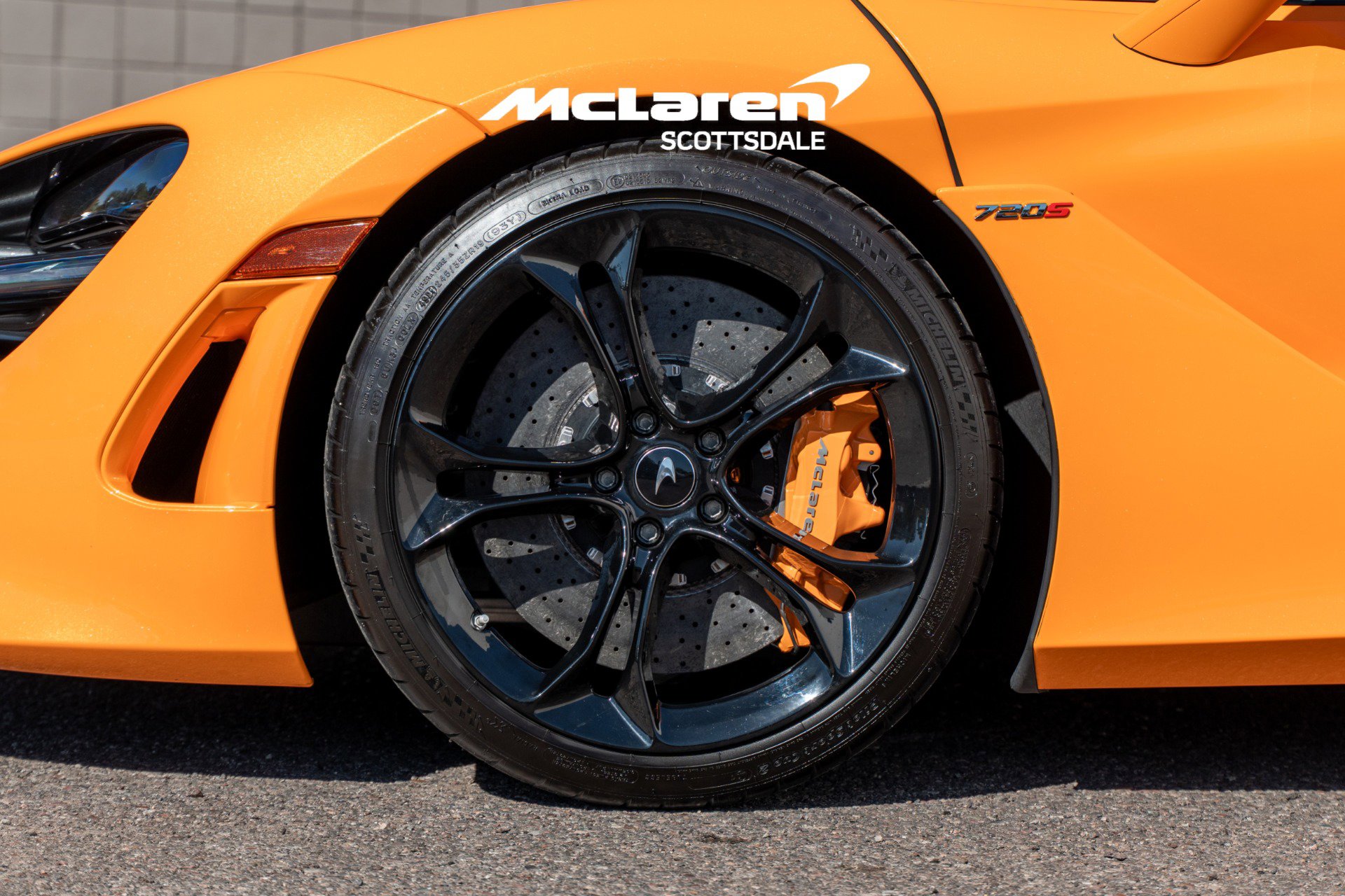 Used 2019 McLaren 720S image 19