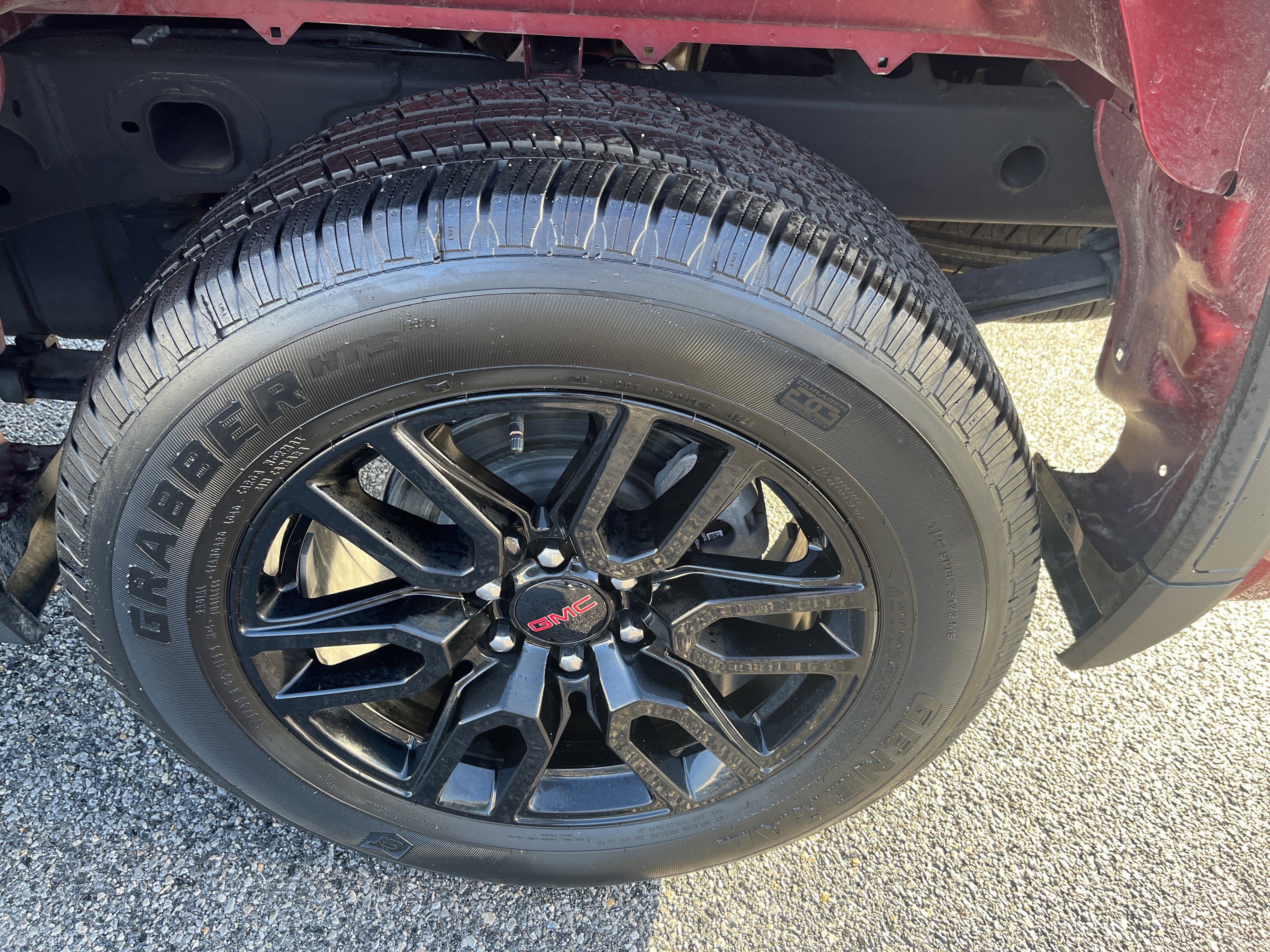 Used 2024 GMC Sierra 1500 Elevation image 9