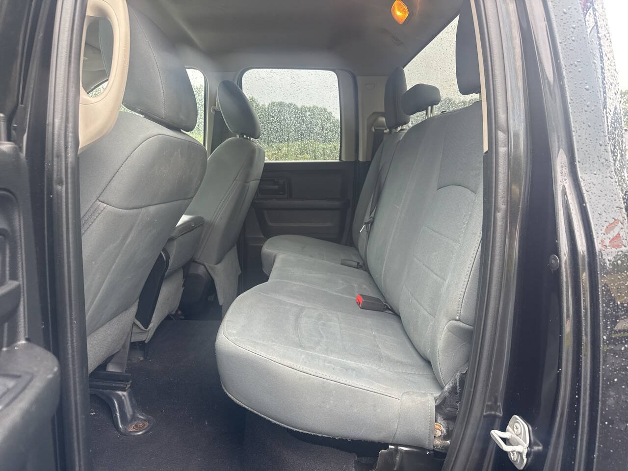 Used 2017 RAM 1500 ST w/ SXT Appearance Group AWD/4WD image 16