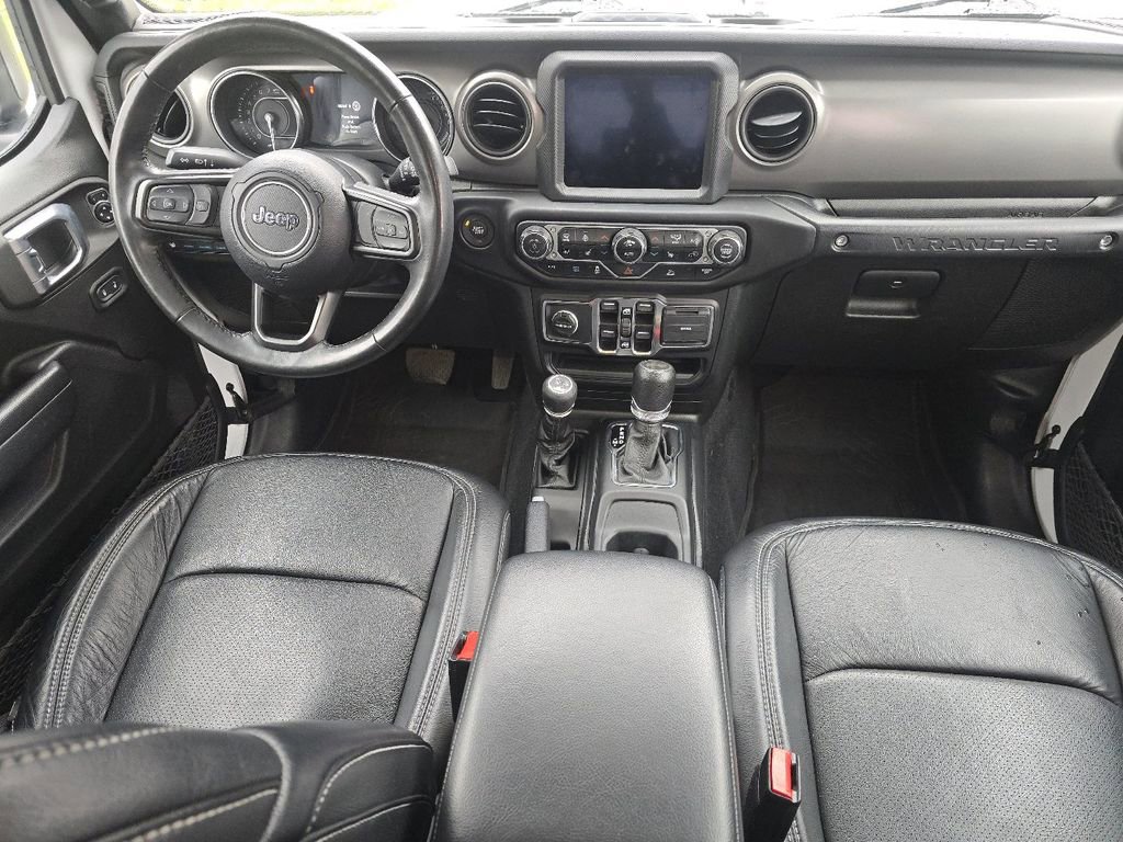 Used 2023 Jeep Wrangler Unlimited w/ Cold Weather Group AWD/4WD image 22