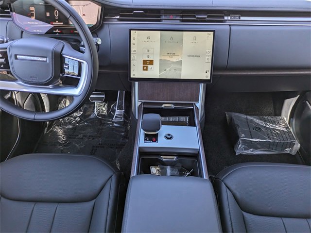 New 2025 Land Rover Range Rover SE image 12