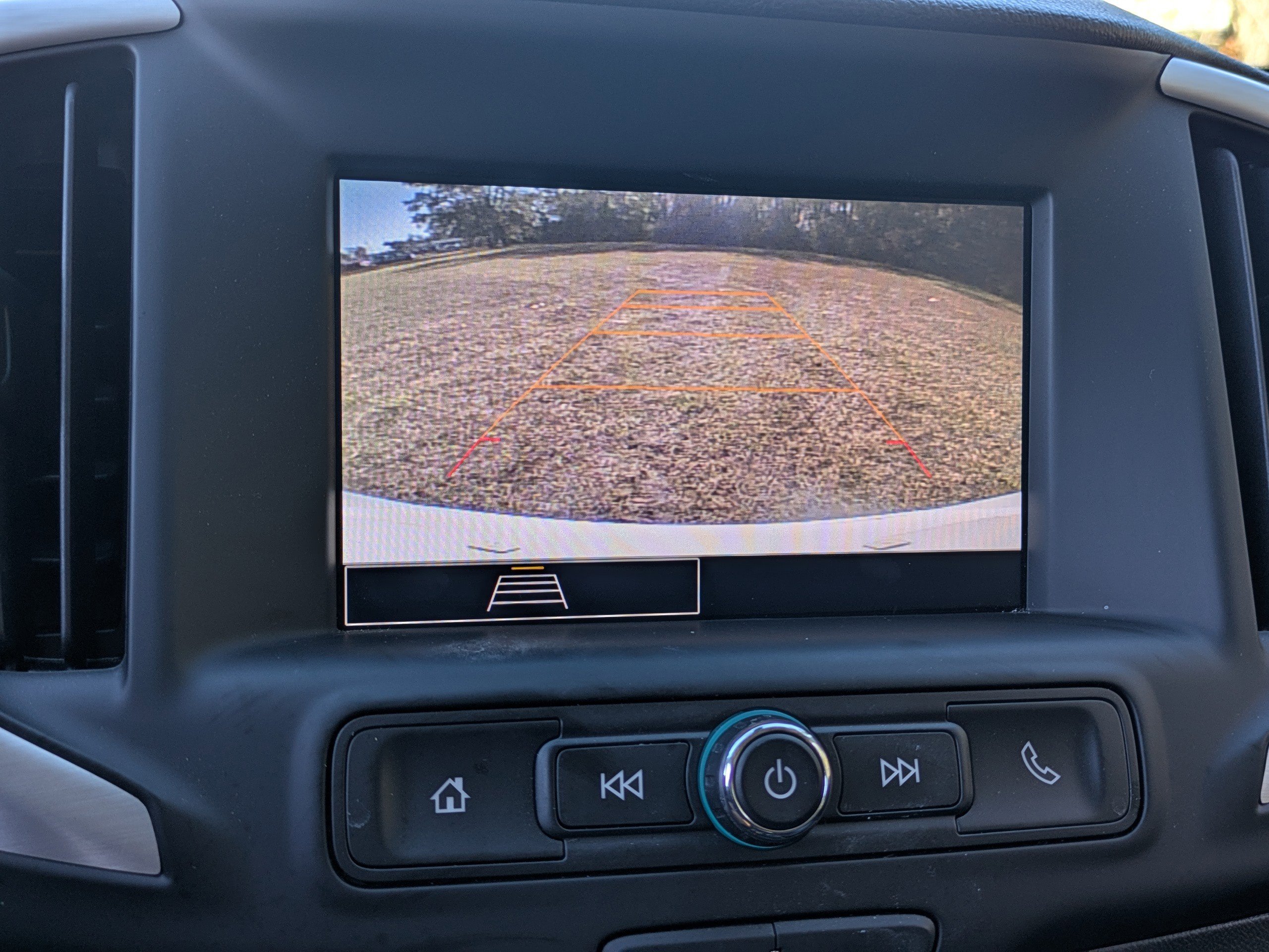 Used 2024 GMC Terrain SLE w/ Driver Convenience Package image 22