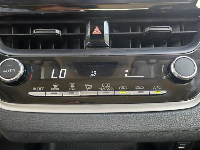 Used 2025 Toyota Corolla LE image 14