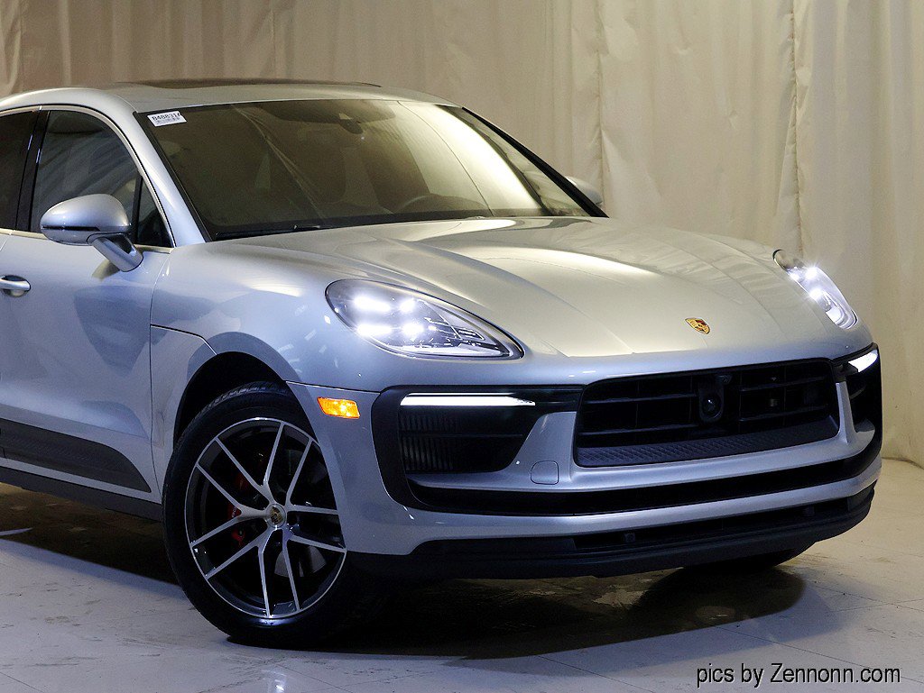 Used 2023 Porsche Macan S image 2