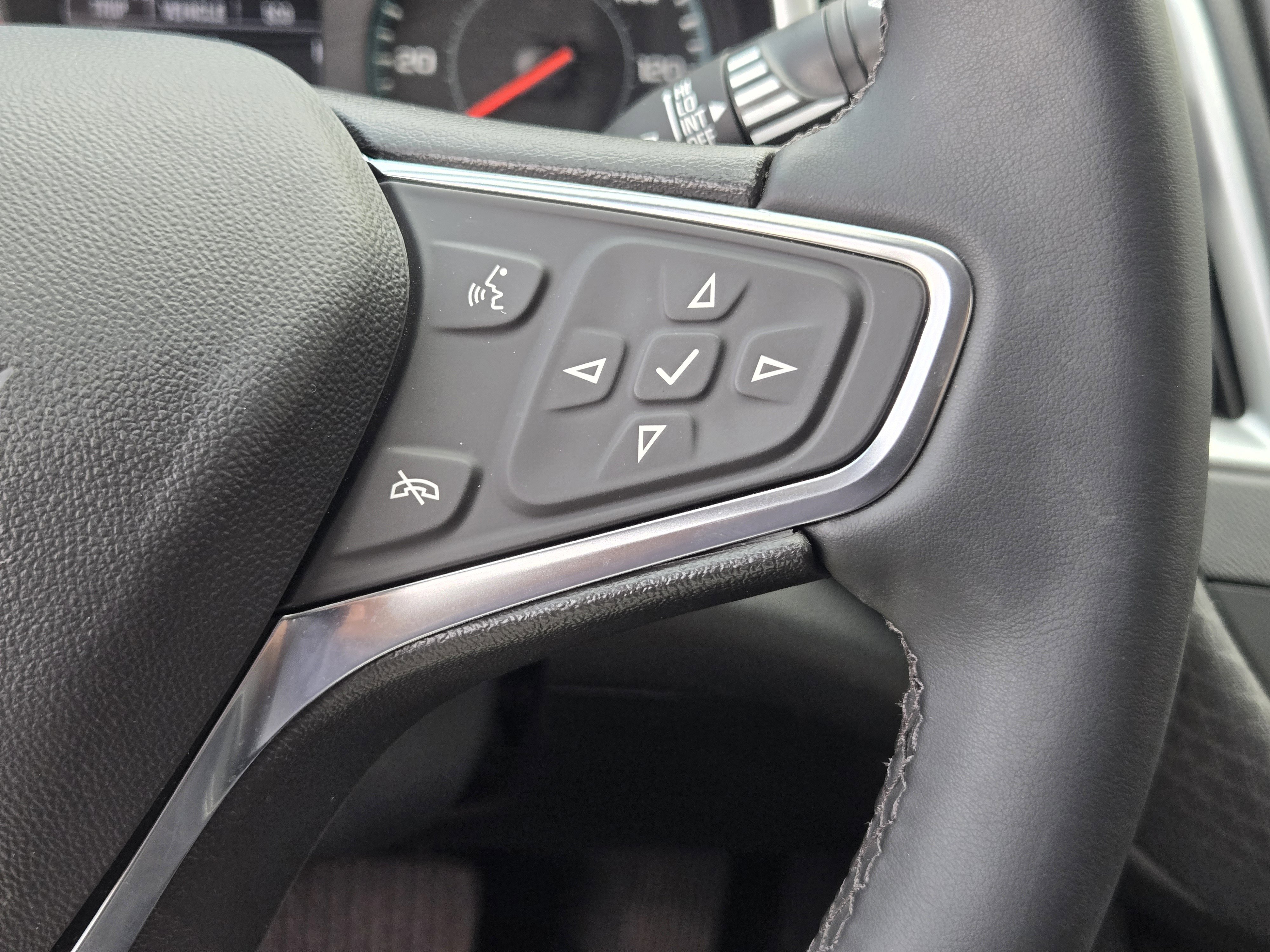 Used 2024 Chevrolet Malibu RS image 31