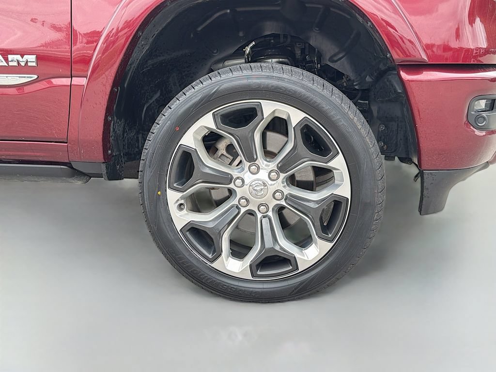 Used 2022 RAM 1500 Limited w/ Body-Colour Bumper Group AWD/4WD image 35
