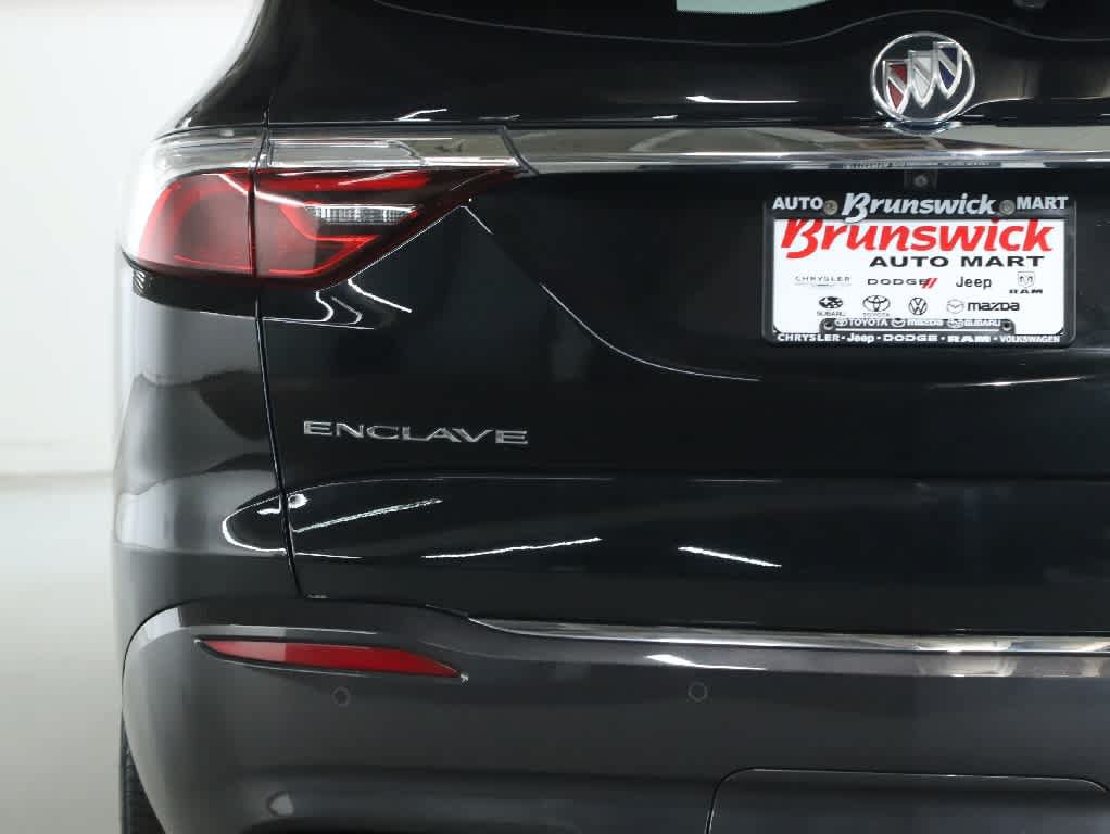 Used 2024 Buick Enclave Essence FWD image 44