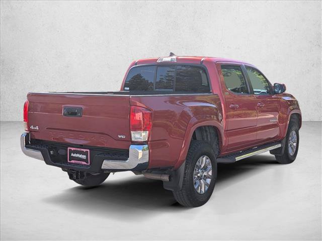 Used 2017 Toyota Tacoma SR5 AWD/4WD image 5