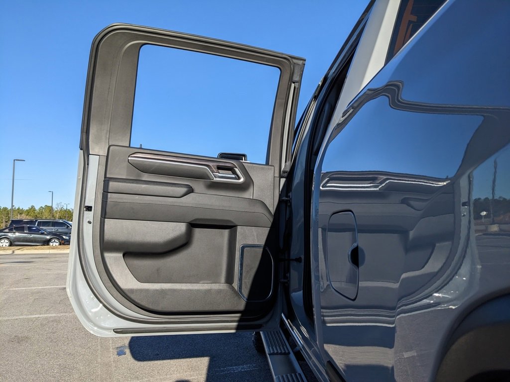 Used 2024 Chevrolet Silverado 2500 LTZ w/ LTZ Plus Package image 62