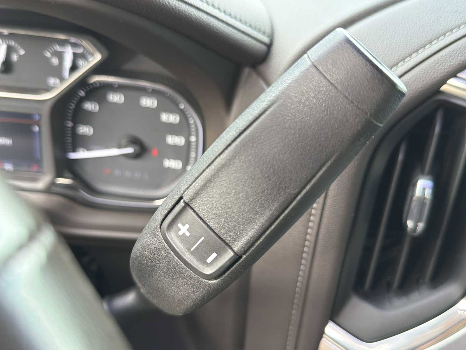 Used 2020 GMC Sierra 1500 SLT w/ SLT Premium Plus Package image 14