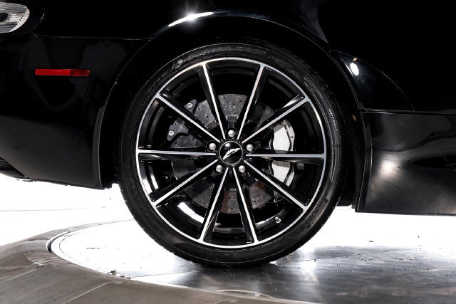 Used 2016 Aston Martin DB9 GT RWD image 16