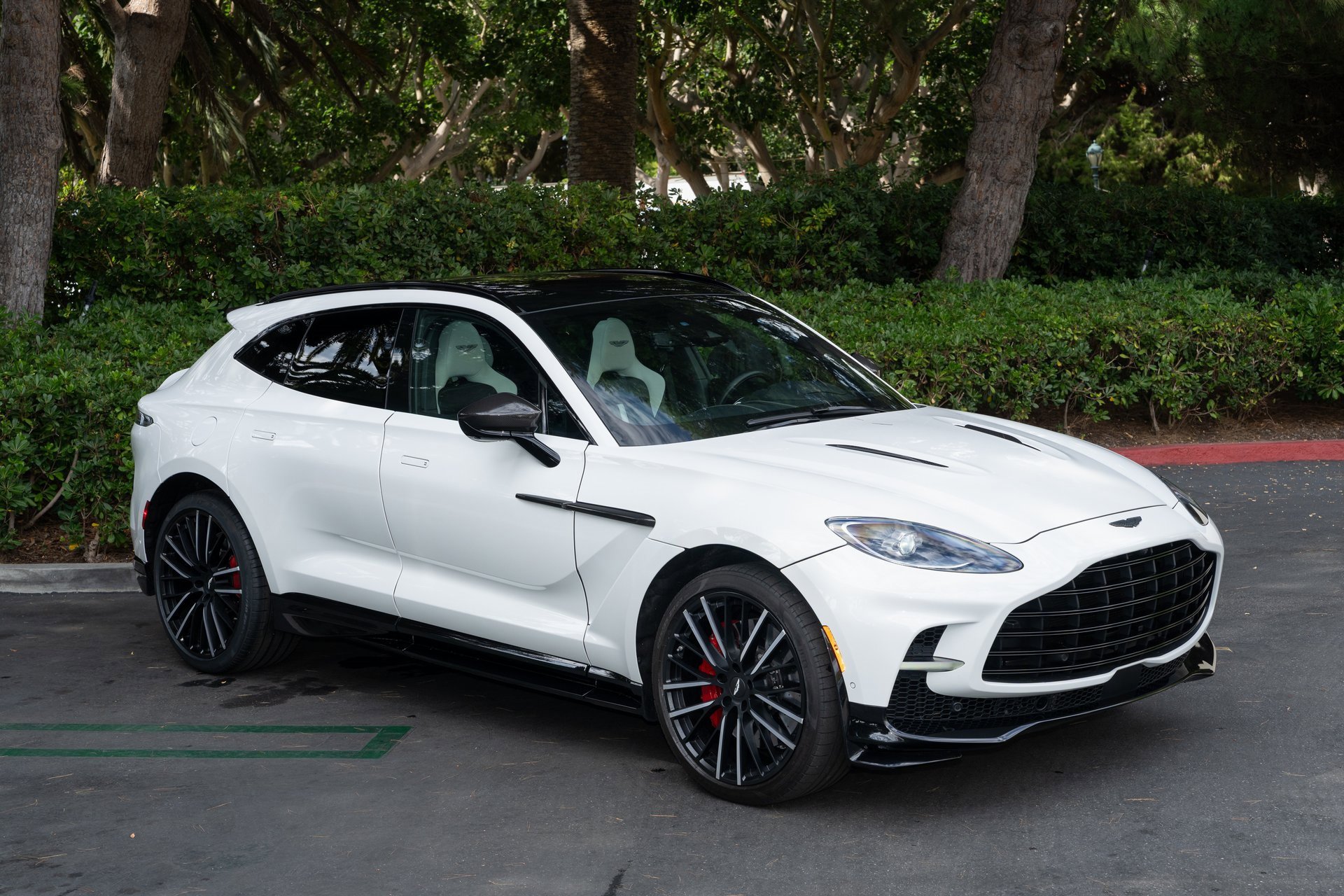 Used 2023 Aston Martin DBX 707