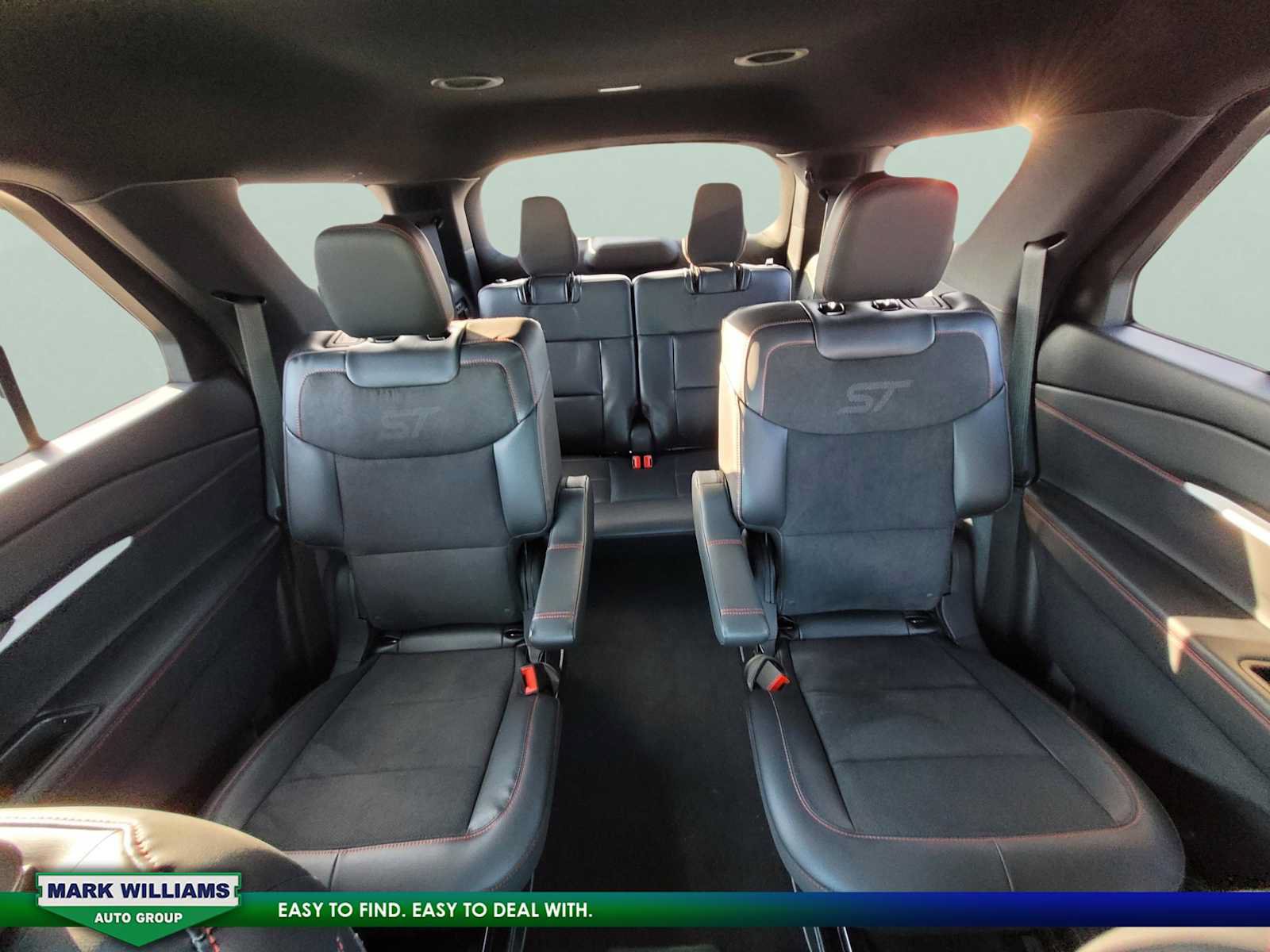 Used 2025 Ford Explorer ST AWD/4WD image 19