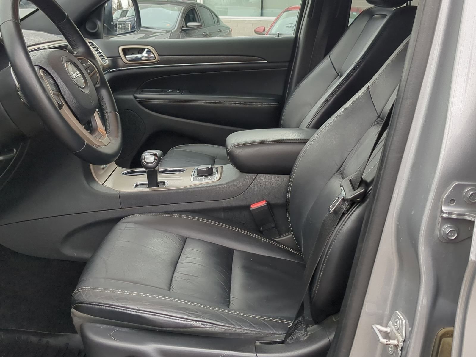 Used 2015 Jeep Grand Cherokee Limited image 22