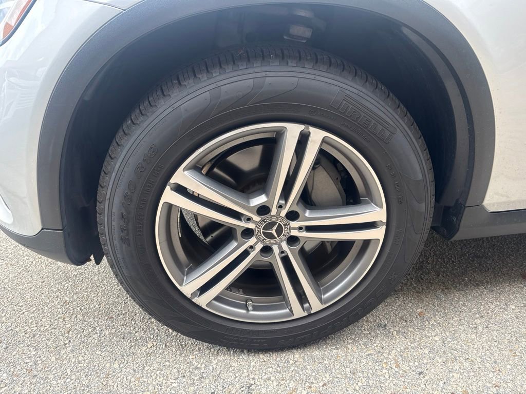 Used 2020 Mercedes-Benz GLC 300 4MATIC image 10