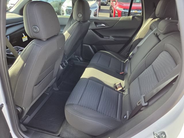 New 2027 Chevrolet Equinox LT w/ LPO, Floor Liner Package FWD image 7
